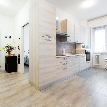 Renovated Flat Subway Yellow Line Mailand Exterior foto